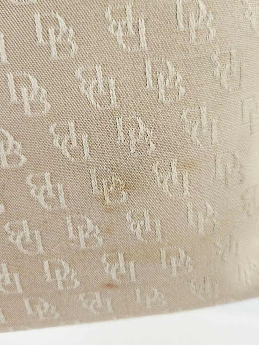 VTG Dooney & Bourke Signature Cream Canvas Hobo  Shoulder Bag with Tan Trim Y2K - Picture 3 of 8